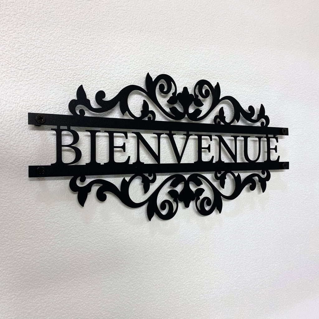 Plaque Bienvenue en métal noir à arabesques, déco d'entrée, vue 2