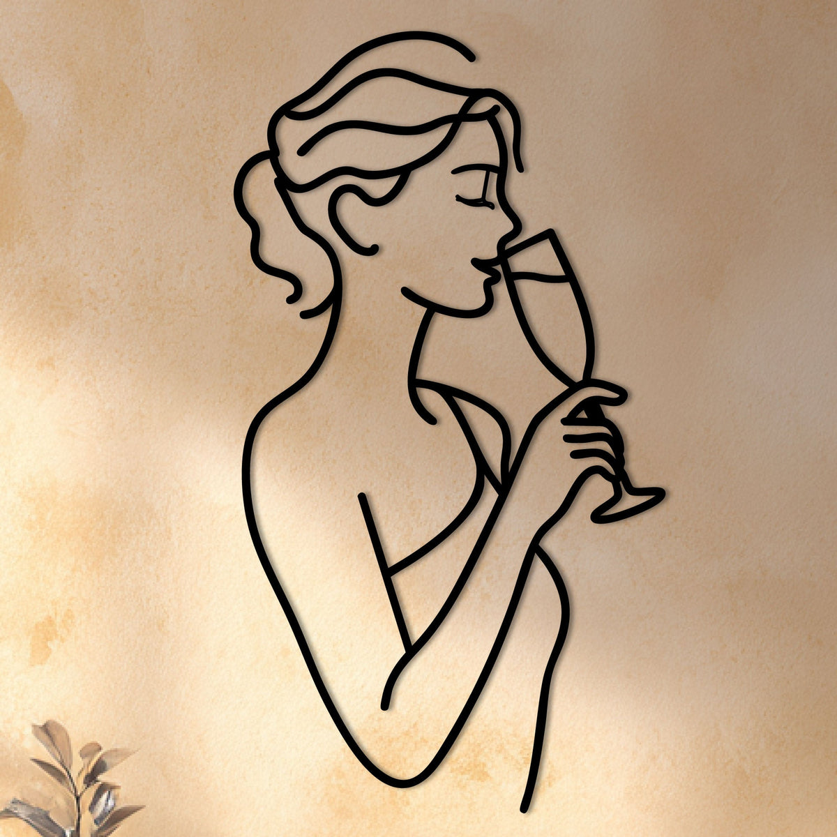 Femme à la coupe de champagne, déco murale en métal noir