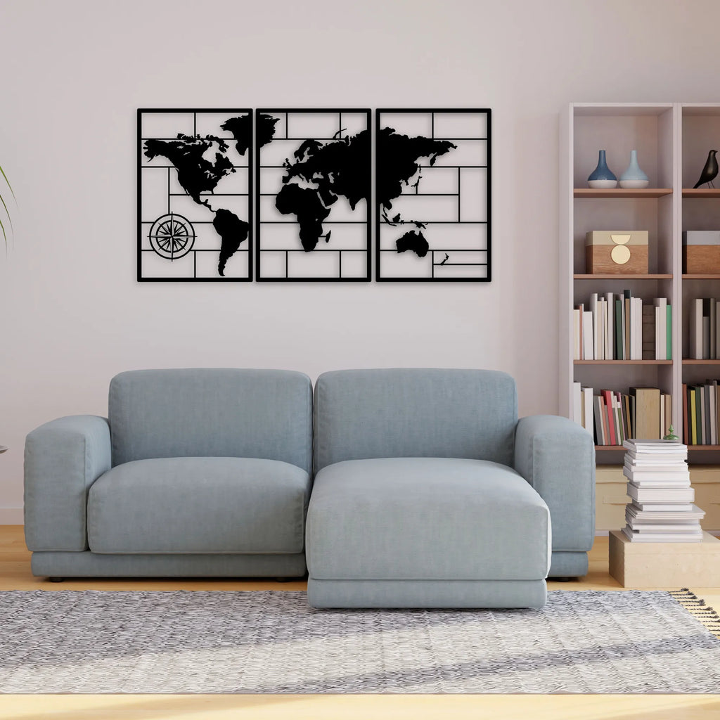 Triptyque carte du monde en métal noir avec rose des vents, vue 3