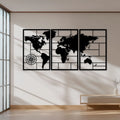 Triptyque carte du monde en métal noir avec rose des vents