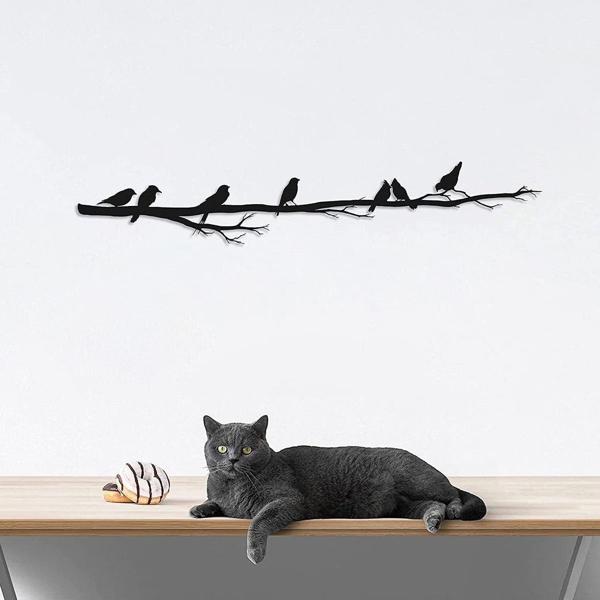 Branche aux oiseaux perchés en métal noir, déco panoramique, vue 2