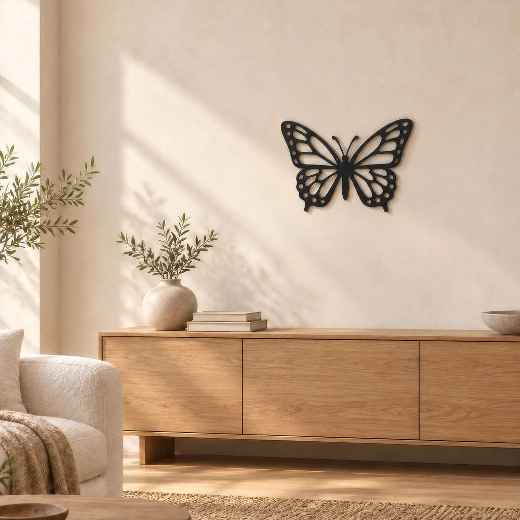 Papillon aux ailes ajourées en métal noir, déco murale, vue 3