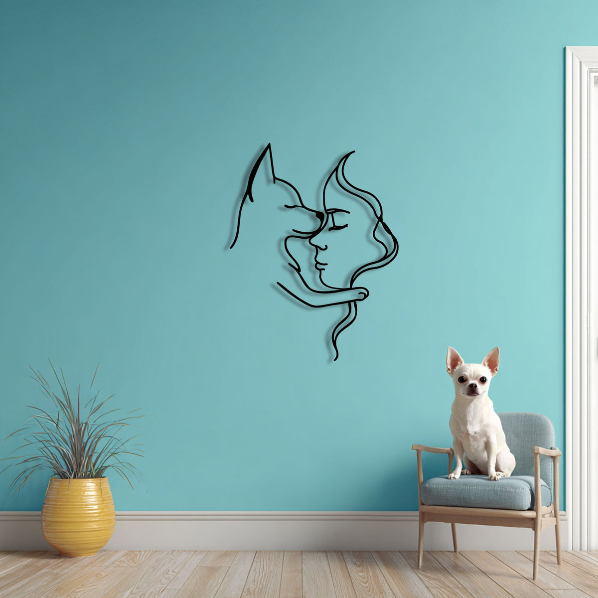 Femme et chihuahua en trait continu, déco murale métal noir, vue 4