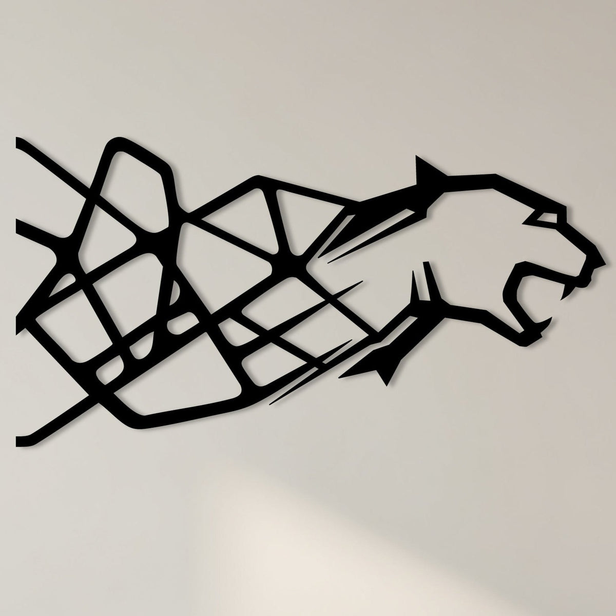 Panthère géométrique en métal noir, déco murale 96 cm