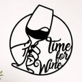 Time for Wine, femme au verre de vin en métal noir